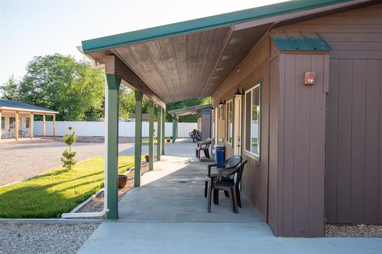 Hurricane Hideaway Lodging Room photo